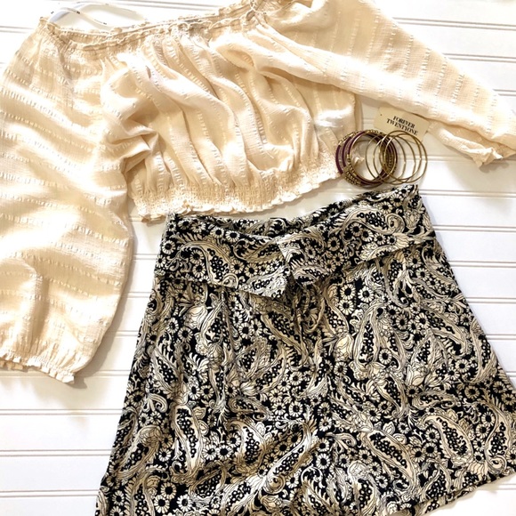 Zara Woman Floral Print High Rise Shorts 🌸BOGO - Picture 4 of 7